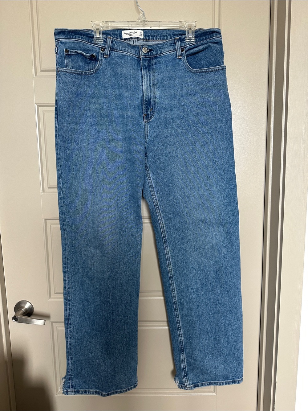 Abercrombie & Fitch The ‘90s Relaxed Jean High-Rise Size 33